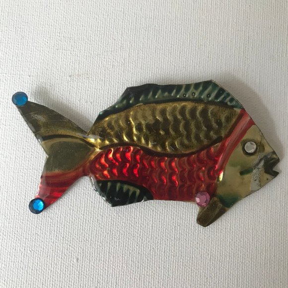 Fish Pin Brooch Handmade Whimsical  Vintage Beach - Picture 3 of 8